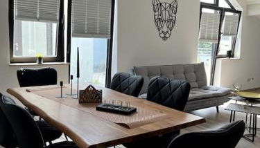 Moderne Wohnung mit Dachterrasse - Foto 4