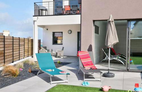 Villa ELISA Piscine Intérieure partagée chauffée à 29 degrés à 100m de la plage - Foto 16