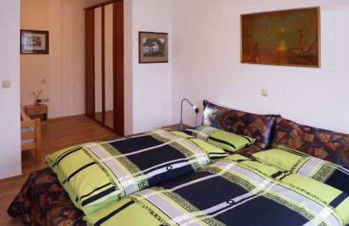 nette Ferienwohnung mit eigenem Eingang und Sonnenterrasse - Foto 15