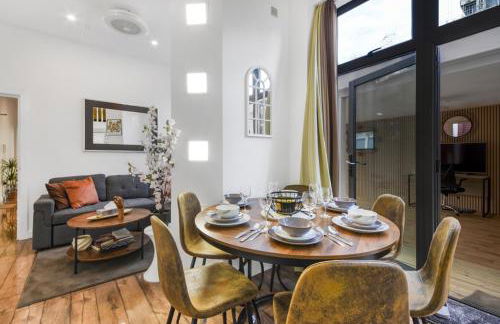 London Lets Stay Here with parking - Foto 14