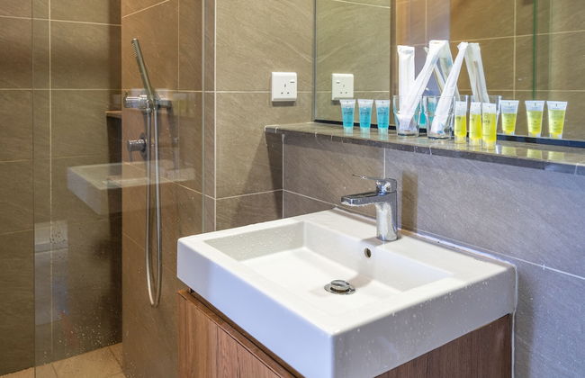 OYO Home 89720 Marvelous 1brGrand Medini - Foto 17