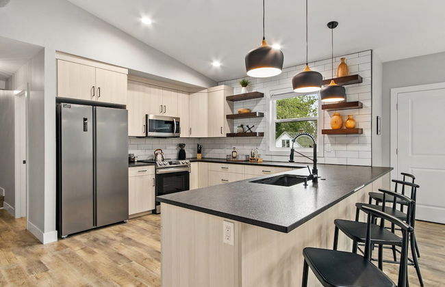 Spacious Downtown Apartment – Walk to Old Town Fc! - Foto 12