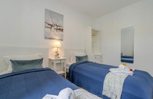 HostWise - Traditional House with Terrace - Foto 28