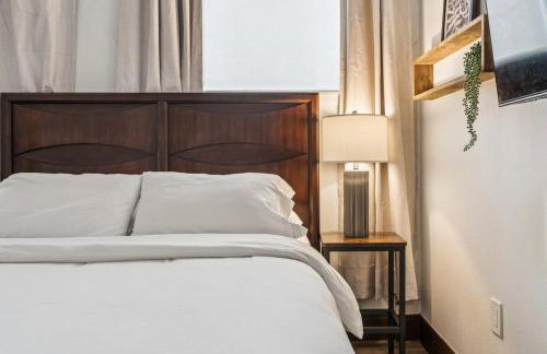 Stylish Loft 5 Min to Downtown No 212 - Photo 27