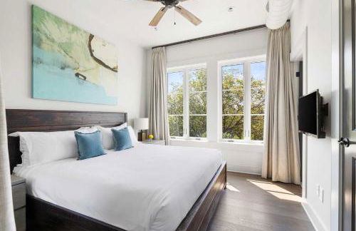 Fire Tower Luxe 2BR KingSuites & Private Balcony - Foto 7