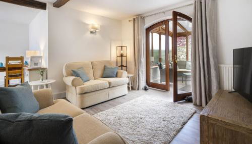 Manor Farm Barn Cottage - Photo 3