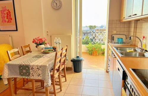 Cozy fairytal garden apartment, Family Friendly, Free parking, 15 Min to Airport - Foto 31