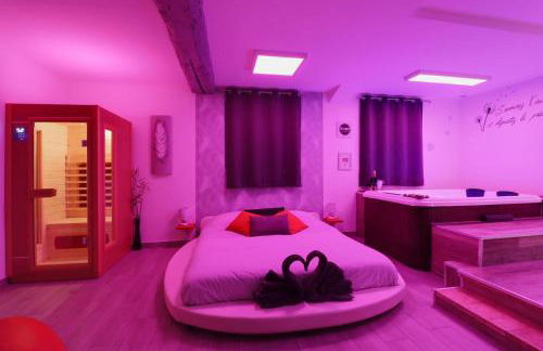 Suite Cupidon- Domaine des trois châteaux - Foto 48