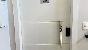Encanto de apartamento, novo! A 290 metros da praia do Canto Grande! - Foto 2