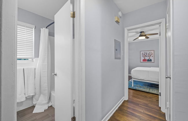 881 Furnished Apartments - Foto 35