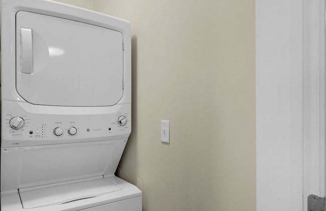 1st Floor, Walkable to Dining, Shopping, Beach - Sleeps 6 - Foto 15