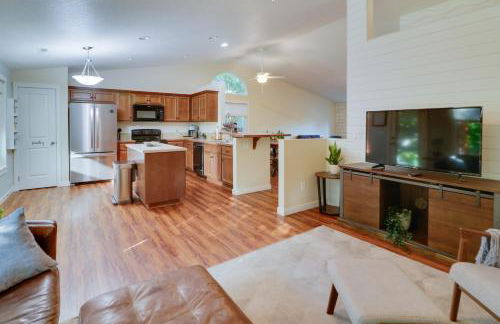 Beautiful Pet-Friendly Washougal Home with Fire Pit! - Foto 11