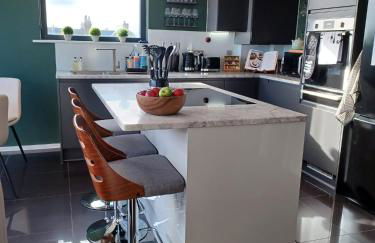 Stunning Luxury 3 Bed Penthouse Sleeps 2 to 6 - Foto 43