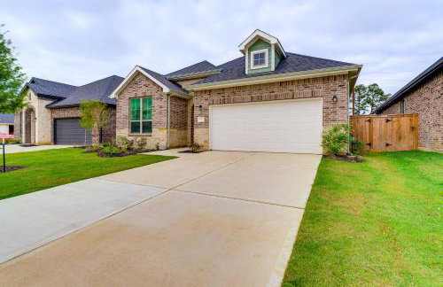 Patio and Pool Access Family Home in Tomball - Foto 23