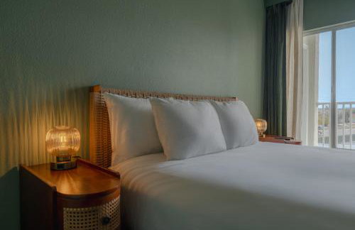 Emerald Residences Of Belleair Beach - Photo 17