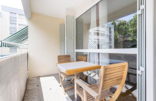 Jean Jaures - Appart Moderne avec Balcon & Parking - Foto 8