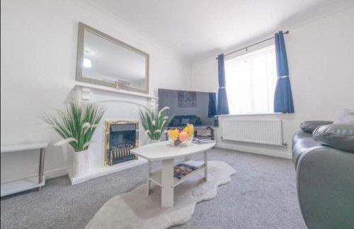 Sleeps 5 - Private Garden- Free Parking - Foto 1