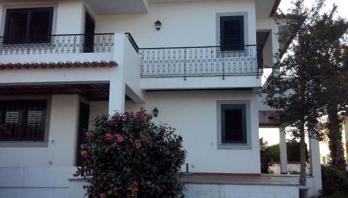 MORADIA Barco-Porto - Foto 1