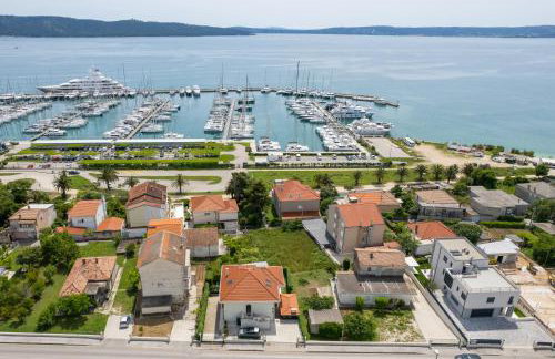 Villa Barbara-Kastela with heated pool - Foto 5