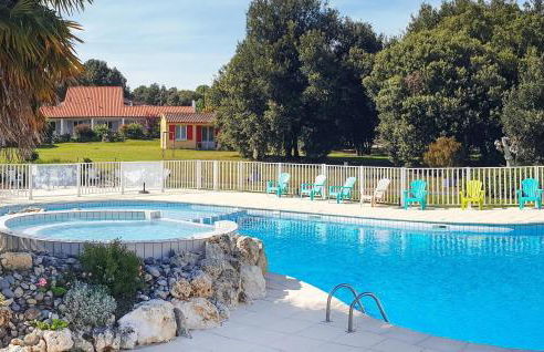 Pet Friendly Home In Saint-Savinien - Foto 3