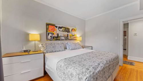 Vibrant and Cozy 2BR near Uptown with Balcony - Foto 5