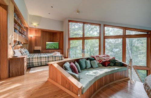 Steps to the Ellis River - Luxe, Hot Tub, Game Room - Foto 19