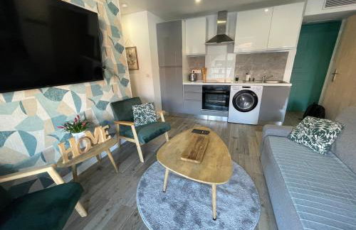 CHEZ MATHIEU - Foto 1