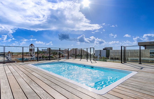 Luxury 2-bedroom Condo Right on the Strip in Palm Beach - Foto 20