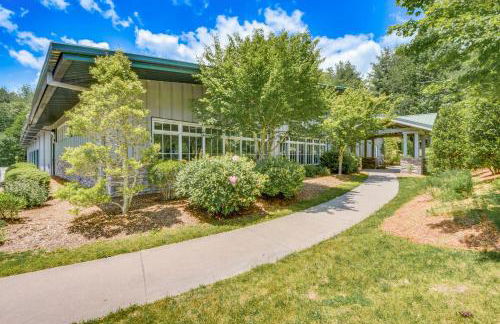 Mountain Time Cashiers Condo with Deck and Views! - Foto 30