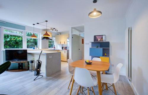 Stylish quiet garden flat with parking in London Zone 4 - Foto 8