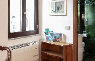 House in Central Todi with Sensational Views of Surrounding Countryside - Photo 19