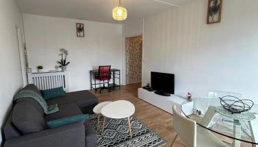 Appartement rénové et spacieux, Terrasse, 4 pers - Foto 2