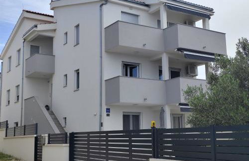 Four Stars Apartments - Foto 1