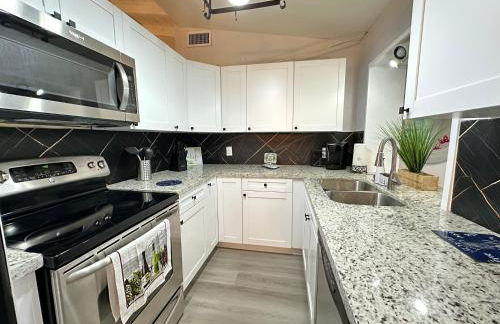 Great location Pool home w Pool table 5br - Foto 64