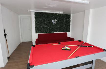 Modern 2 bed house in Enfield with private driveway parking - Photo 17