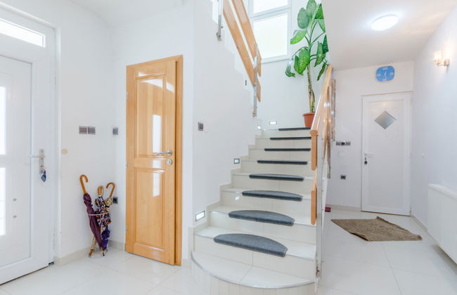 Queen Ahn with heated pool - Foto 20