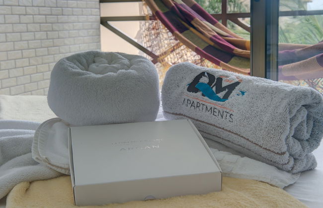 Duplex with Hot Tub near Beach by DM Apartments. - Photo 16