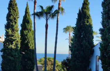 Marbella GOLF & SEA LODGE - HEATED POOL 28 degrees 365 days - Photo 24