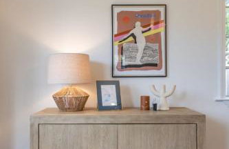 Seaside Home Modern Retreat with Breathtaking Views and Beachside Charm - Foto 19