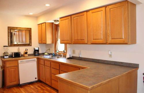 Tree-Top Chalet - Foto 14