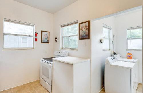 Steps to Food and Shops Cozy Condo in Jacksonville! - Foto 10