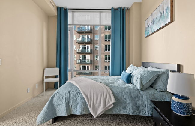 GLOBALSTAY. Gorgeous Downtown Condos. Free parking - Photo 14