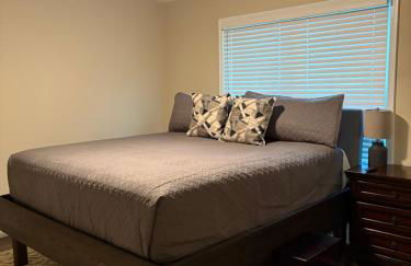 Peaceful 2BR 3BA Townhome - Foto 20