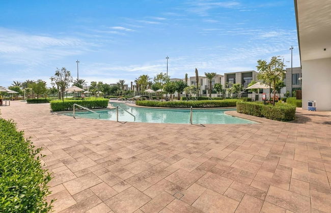 Elegant Stay in Ranches Villa - Photo 48