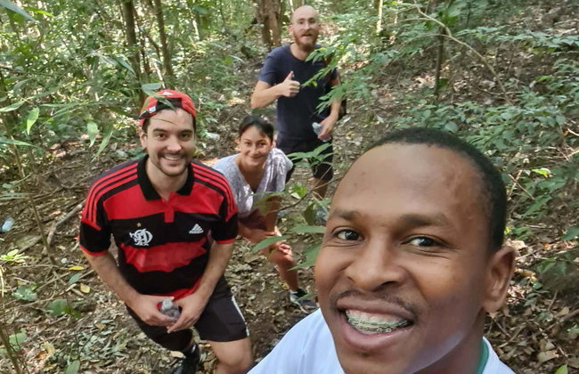 Tour por la favela Santa Marta con comida o partido de fútbol - Foto 11