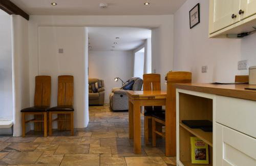 Glimsters Cottage - Photo 5