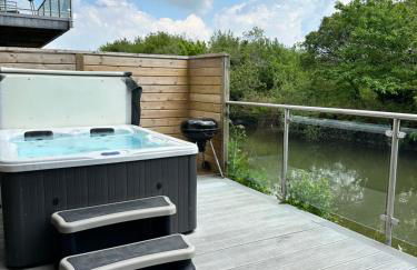 Waveside-Waterside with hot tubResort PoolGym - Foto 11