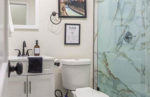 Houston Hideaway with King Bed, Games, Prime Location - Foto 21