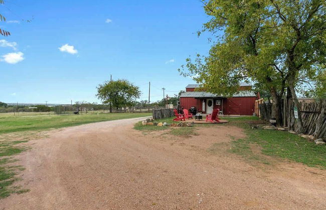 Gorgeous Barn Cabin 10min From Main St! - Foto 30