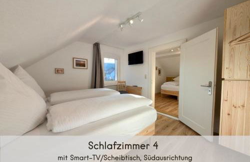 Das Waldhäuschen - bis 10 Personen, 4 Schlafzimmer, 2 Bäder, Tischkicker, kostenlose Parkplätze, WLAN, Smart-TVs - Foto 15